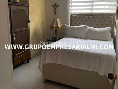 Apartamento de 3 alcobas en venta en Bosques De Zuñiga, Envigado, 124 m² · foto 9 de 13
