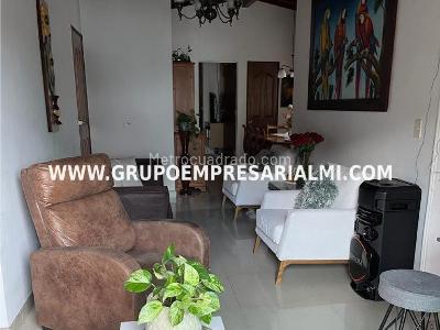 Apartamento en venta en Manrique, Medellín · foto 3 de 20