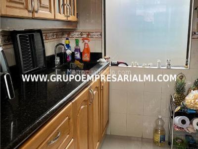 Apartamento en venta en Manrique, Medellín · foto 6 de 20