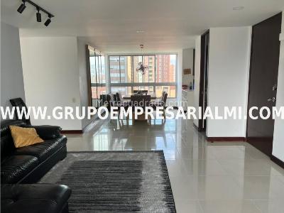 Apartamento de 3 alcobas en venta en Santa María De Los Ángeles, Medellín, 135 m² · foto 2 de 6