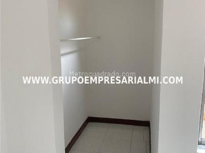 Apartamento en venta en Robledo, Medellín · foto 10 de 15