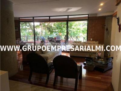 Apartamento en arriendo en El Poblado, Medellín · foto 2 de 16