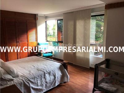 Apartamento en arriendo en El Poblado, Medellín · foto 9 de 16