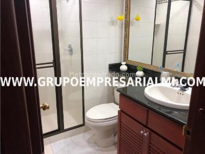 Apartamento en arriendo en El Poblado, Medellín · foto 13 de 16