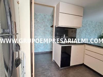 Apartamento de 3 alcobas en venta en San Jose, Sabaneta, 97 m² · foto 14 de 20