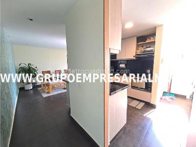 Apartamento de 3 alcobas en venta en San Jose, Sabaneta, 97 m² · foto 15 de 20