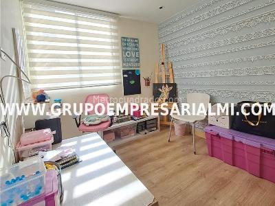 Apartamento de 3 alcobas en venta en San Jose, Sabaneta, 97 m² · foto 19 de 20