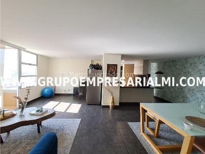 Apartamento de 3 alcobas en venta en San Jose, Sabaneta, 97 m² · foto 2 de 20