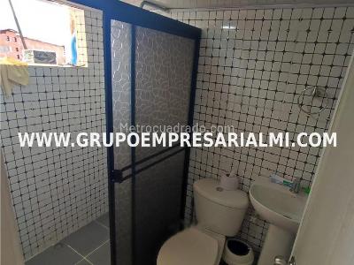Casa de 4 alcobas en venta en Castilla, Medellín, 100 m² · foto 8 de 11