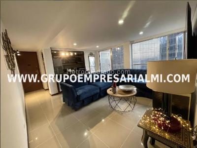 Apartamento en venta en El Poblado, Medellín · foto 2 de 20