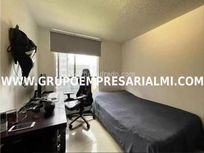 Apartamento en venta en El Poblado, Medellín · foto 10 de 20