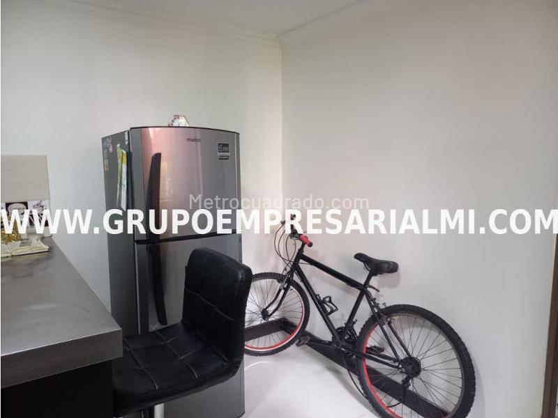 Estudio de 1 Alcoba en Los Colores, Medellín (Piso 1) - 3