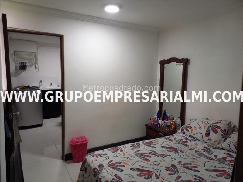 Estudio de 1 Alcoba en Los Colores, Medellín (Piso 1) - 4