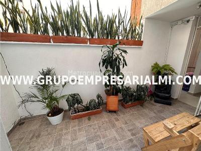 Apartamento en arriendo en Laureles, Medellín · foto 12 de 14