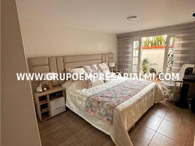 Apartamento en arriendo en Laureles, Medellín · foto 3 de 14