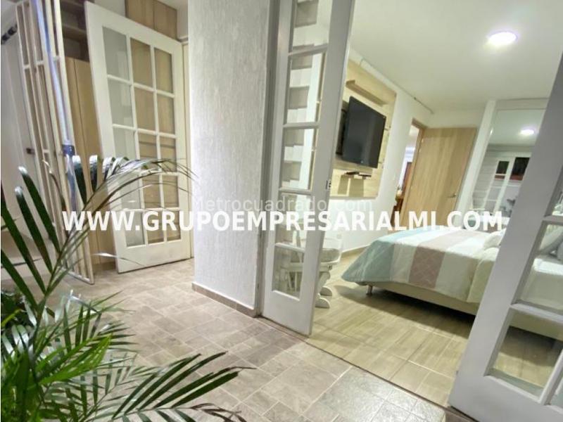 Spacious 3BR Apartment with 5 Baths in Laureles - 5
