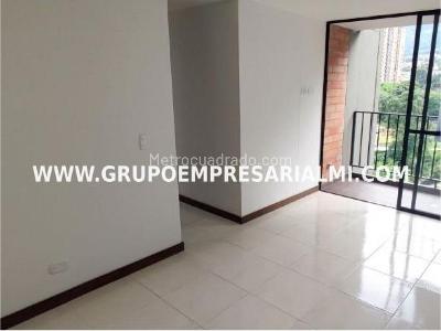 Apartamento en venta en Suramerica, Itagüí · foto 4 de 16