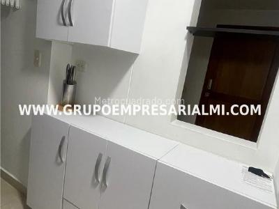 Apartamento de 3 alcobas en arriendo en Laureles, Medellín, 100 m² · foto 11 de 17