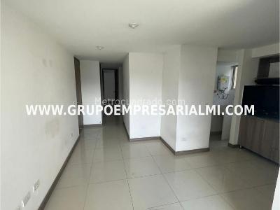 Apartamento en venta en Suramerica, Itagüí · foto 3 de 16