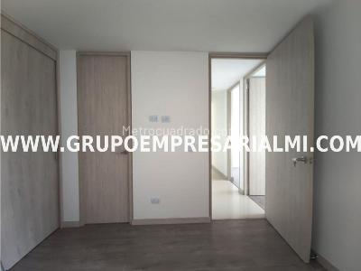Apartamento de 3 alcobas en venta en La Doctora, Sabaneta, 68 m² · foto 11 de 16