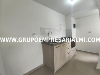 Apartamento de 3 alcobas en venta en La Doctora, Sabaneta, 68 m² · foto 4 de 16