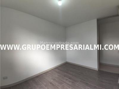 Apartamento de 3 alcobas en venta en La Doctora, Sabaneta, 68 m² · foto 6 de 16