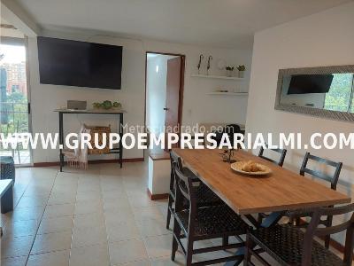 Apartamento de 3 alcobas en arriendo en El Poblado, Medellín, 82 m² · foto 3 de 12
