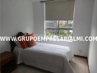Apartamento de 3 alcobas en arriendo en El Poblado, Medellín, 82 m² · foto 11 de 12