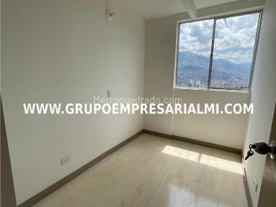 Apartamento de 3 alcobas en venta en Santa Ana, Bello, 54 m² · foto 5 de 15