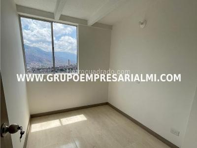 Apartamento de 3 alcobas en venta en Santa Ana, Bello, 54 m² · foto 6 de 15