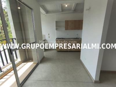 Apartamento de 3 alcobas en venta en Las Lomitas, Sabaneta, 60 m² · foto 3 de 18