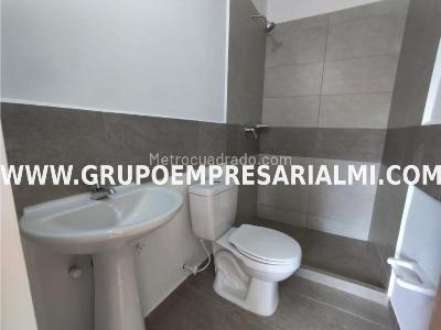 Apartamento de 3 alcobas en venta en Las Lomitas, Sabaneta, 60 m² · foto 10 de 18