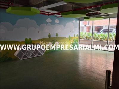 Apartamento de 3 alcobas en venta en Las Lomitas, Sabaneta, 60 m² · foto 17 de 18