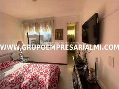 Apartamento en venta en Laureles, Medellín · foto 6 de 12