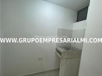 Apartamento de 3 alcobas en venta en Cabañas, Bello, 55 m² · foto 9 de 13