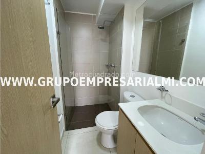 Apartamento de 3 alcobas en venta en Cabañas, Bello, 55 m² · foto 10 de 13