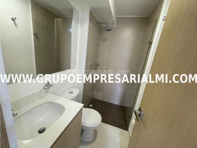 Apartamento de 3 alcobas en venta en Cabañas, Bello, 55 m² · foto 11 de 13