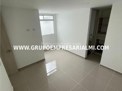 Apartamento de 3 alcobas en arriendo en El Nogal-Los Almendros, Medellín, 90 m² · foto 3 de 14