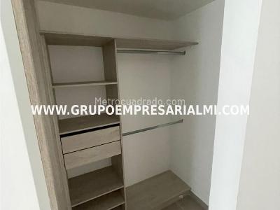 Apartamento de 3 alcobas en arriendo en El Nogal-Los Almendros, Medellín, 90 m² · foto 8 de 14