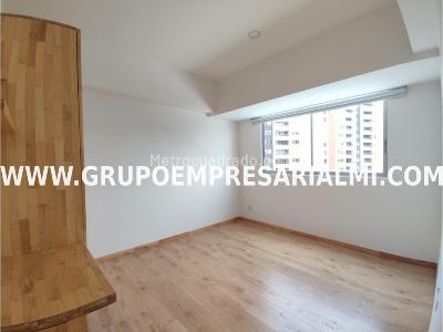 Apartamento de 2 alcobas en venta en Las Lomitas, Sabaneta, 80 m² · foto 8 de 20
