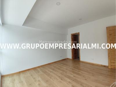 Apartamento de 2 alcobas en venta en Las Lomitas, Sabaneta, 80 m² · foto 9 de 20
