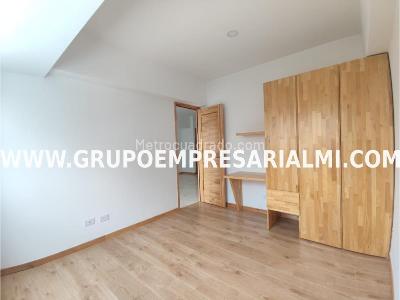Apartamento de 2 alcobas en venta en Las Lomitas, Sabaneta, 80 m² · foto 10 de 20