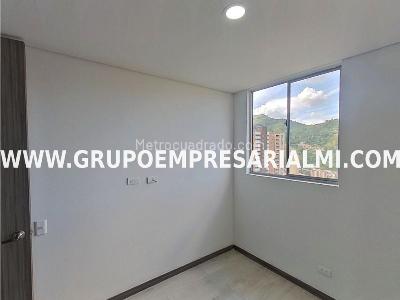 Apartamento en venta en Pilsen, Itagüí · foto 10 de 20