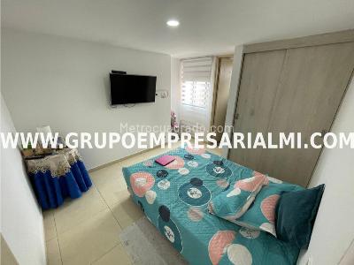 Apartamento en venta en Los Danubios, Medellín · foto 10 de 14