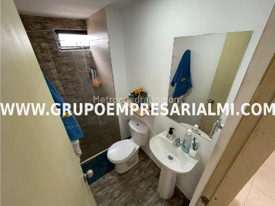 Apartamento en venta en Los Danubios, Medellín · foto 12 de 14