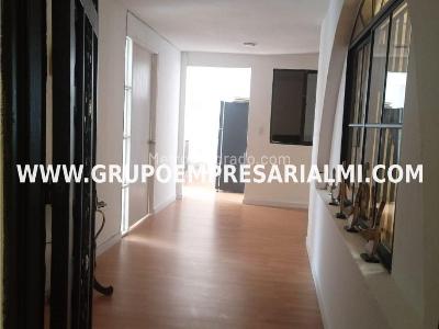 Apartamento en venta en Villa Hermosa, Medellín · foto 3 de 18