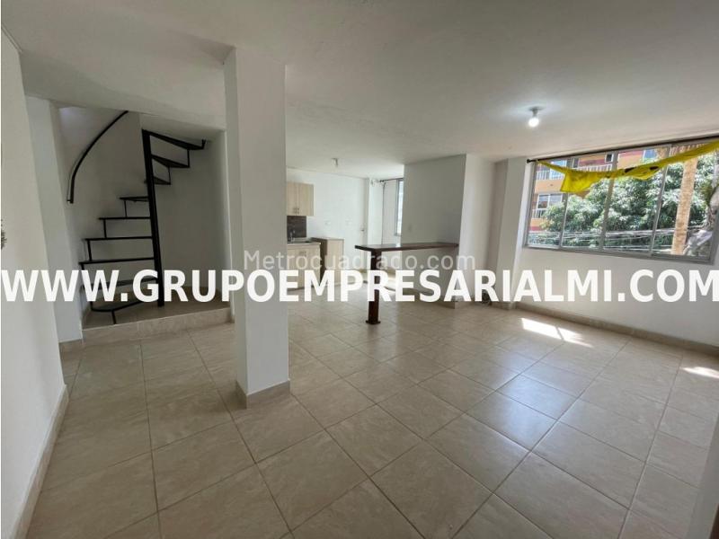 Charming 2BR Apartment in Belen
