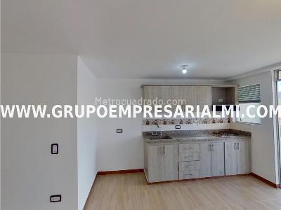 Apartamento de 3 alcobas en venta en Restrepo Naranjo, Sabaneta, 76 m² · foto 4 de 20