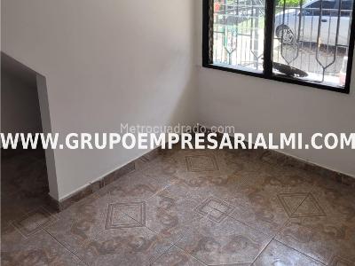 Casa de 4 alcobas en venta en Barrio Nuevo, Bello, 92 m² · foto 5 de 8