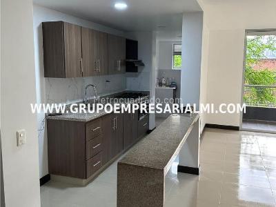 Apartamento de 3 alcobas en venta en Bosques De Zuñiga, Envigado, 118 m² · foto 4 de 24
